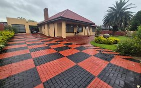 Ithonsi Guesthouse